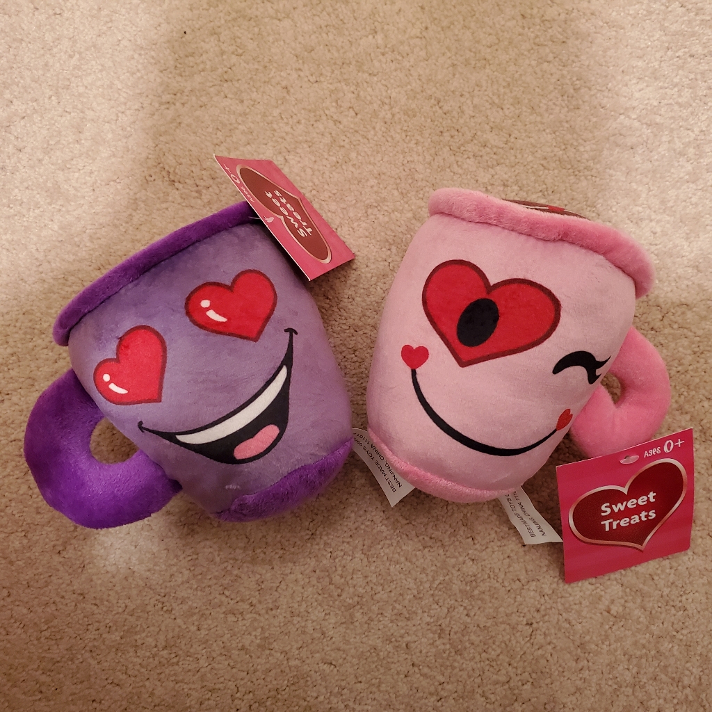 2 Kids Valentines Plush Toys Cups